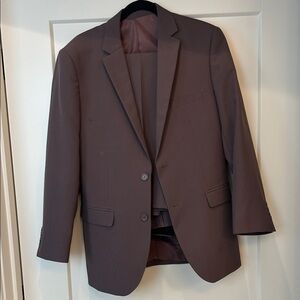 Classic Men's (slim fit) reddish brown suit